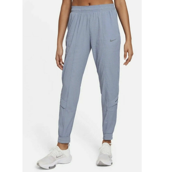 Nike Pants - Nike Light Blue Division Swift Packable Running Pants Joggers Women's Size XL